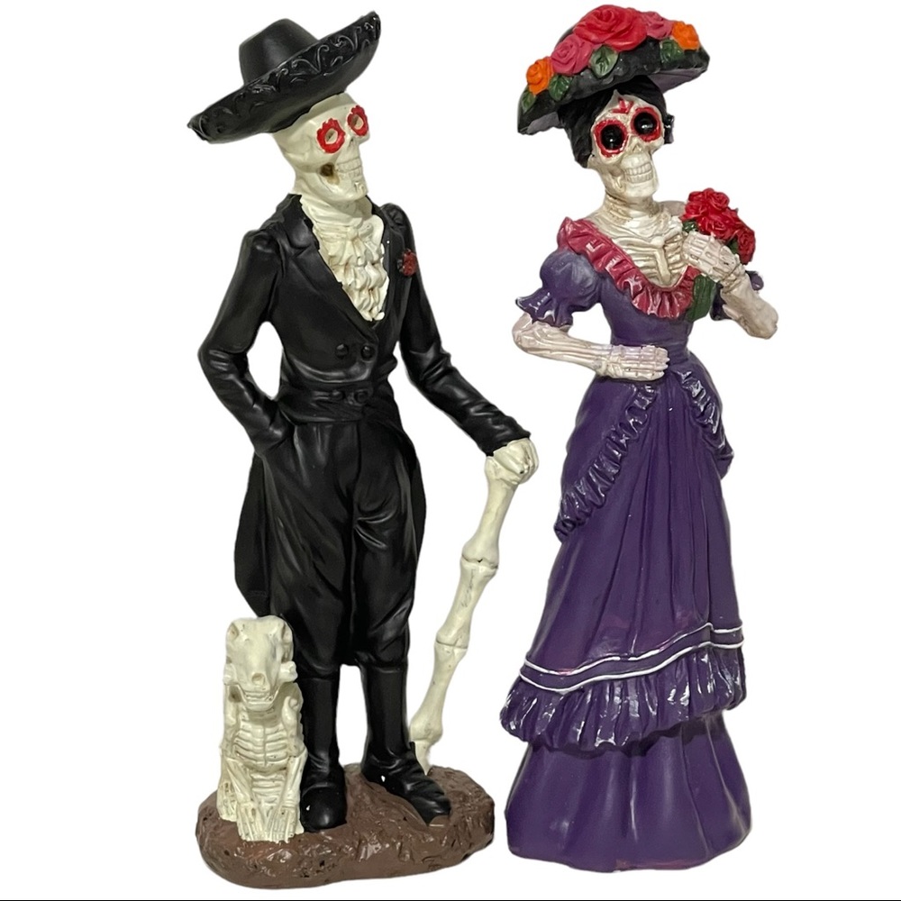 NU Dia De Los Muertos skeleton gentleman and lady couple statues 12" tall